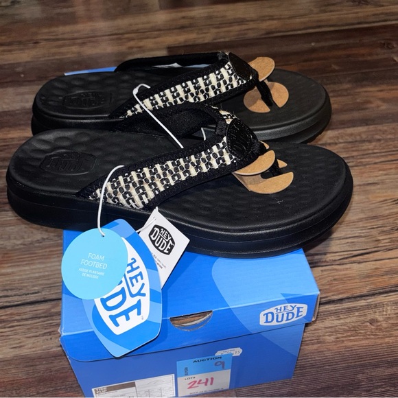 Hey Dude Shoes - Hey Dude Flip Flops Sandals Women’s 9 Tide Black Thick Cushion Sole Comfort